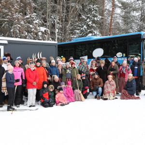 Võrumaad väisas kultuuririkkuse aasta esimesel päeval kultuuribuss (Eesti Rahvakultuuri Keskus)